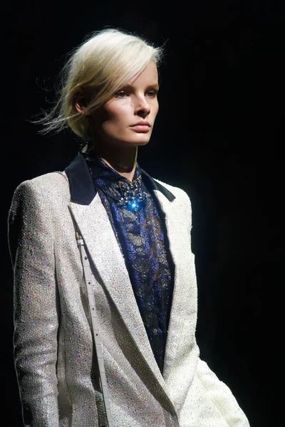 Look 128